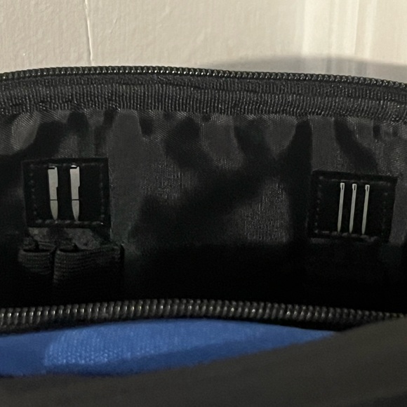 Super Mario Nintendo DS holding case - Picture 8 of 8